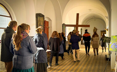 Křížová cesta rodičů, kteří přišli o dítě