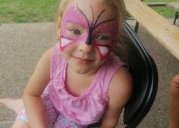 Motýlek, kam se podíváš.