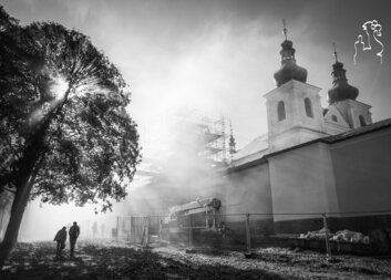 DOTKNI SE NEBE 10. duchovní pouť rodičů, kteří přišli o dítě